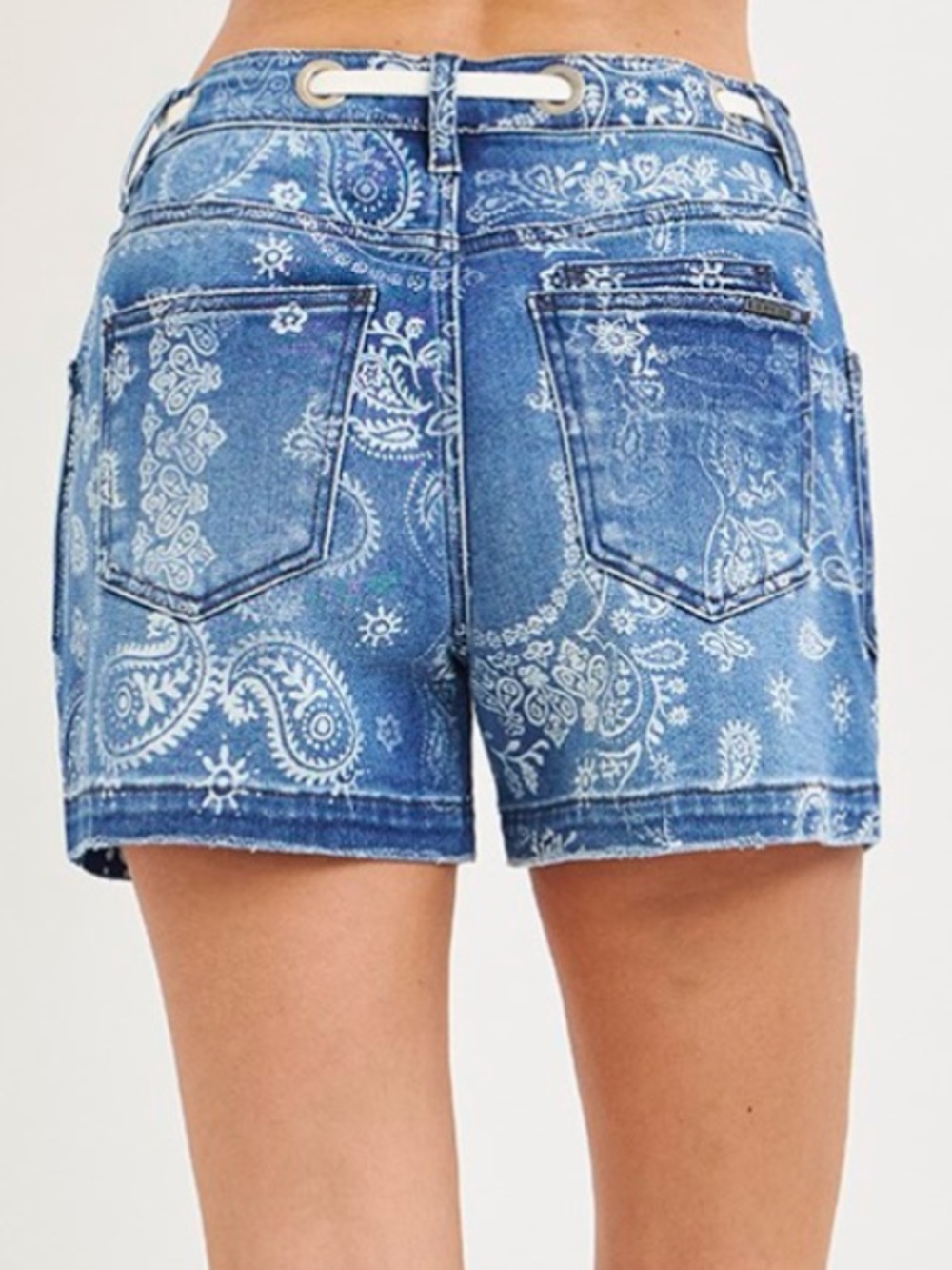 263 ❤️RISEN SLOUCHY PAISLEY PRINT PATCH POCKET SHORTS - Picture 2 of 4